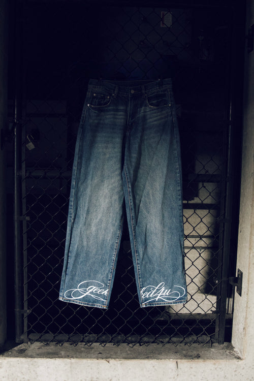 G4u signature script baggy indigo wash denim